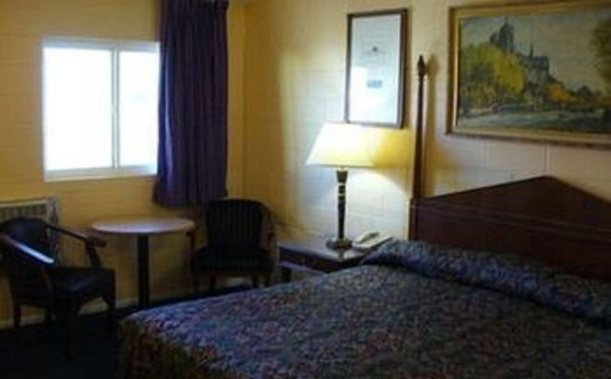 Motel 10 Уинслоу Экстерьер фото